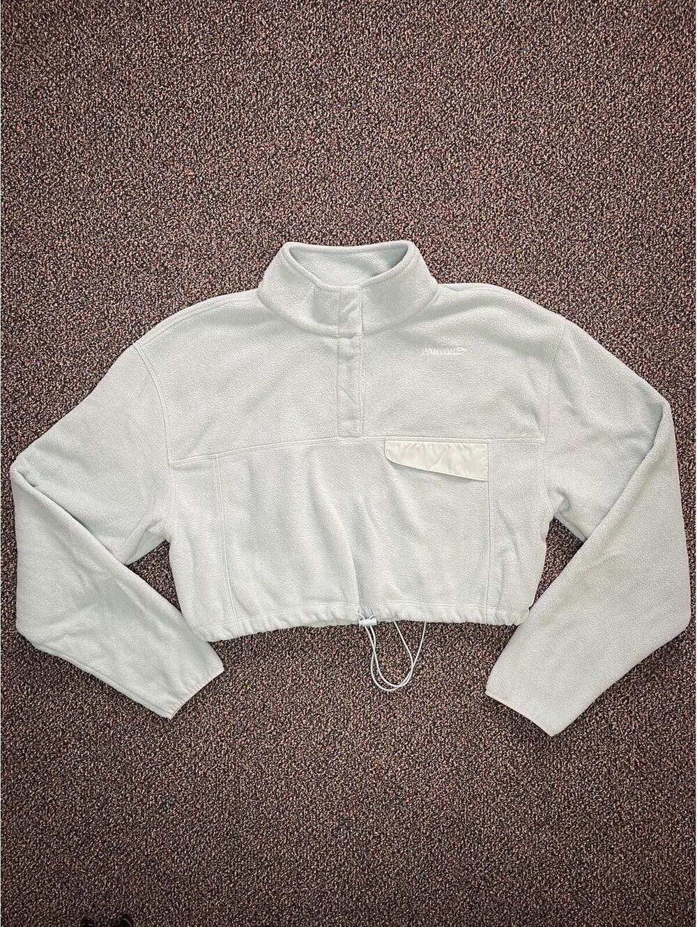 Forever 21 Pantone Crop Pullover Sweatshirt Women’s Size S Light Green
